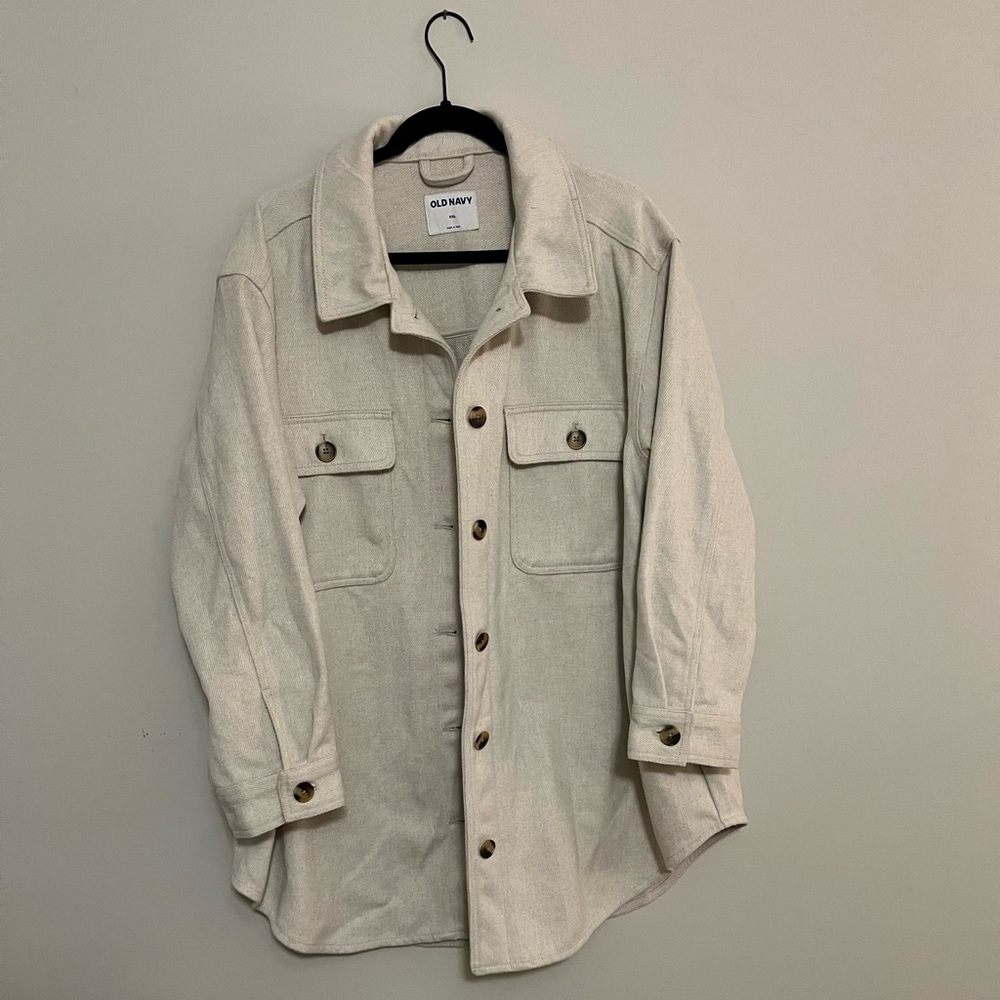 Old Navy Women’s Light Tan Shirt Jacket